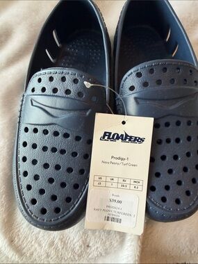 Floafers Prodigy-1 Kids Navy Slip-On Sandals